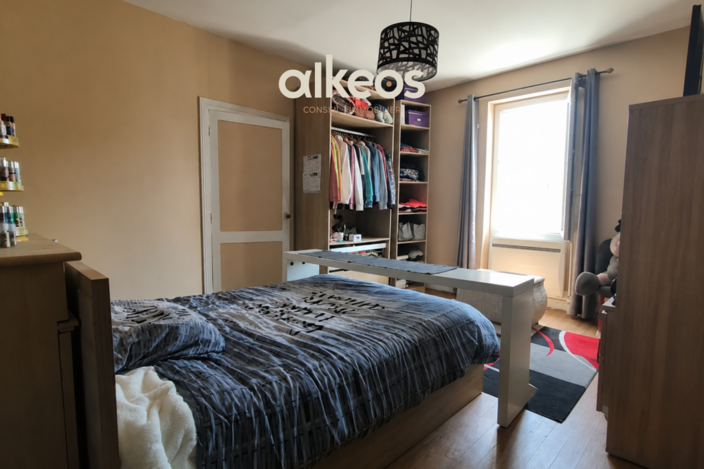 Maison de caractère avec ancienne boutique | 231 m2 | Grange