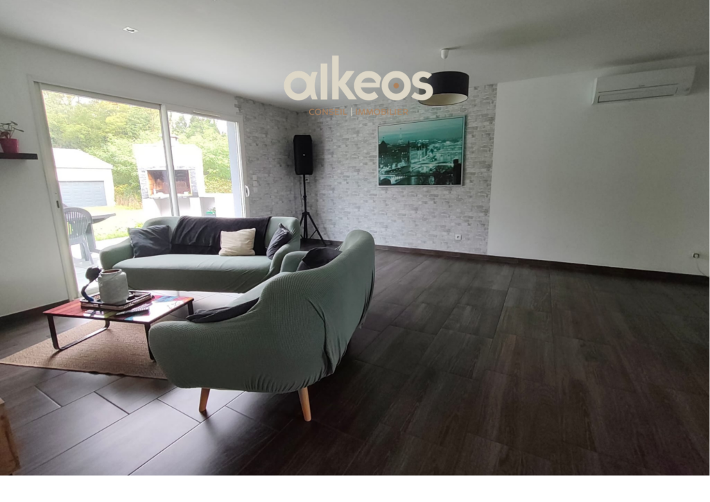 Maison avec jardin clos de 2495 m2