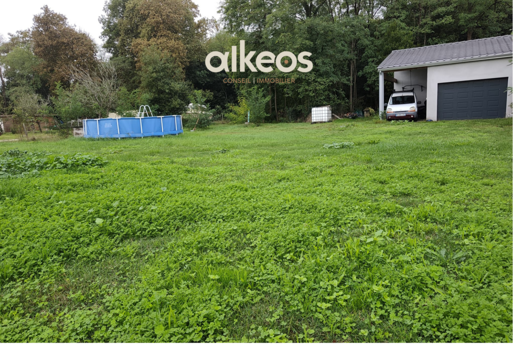 Maison avec jardin clos de 2495 m2